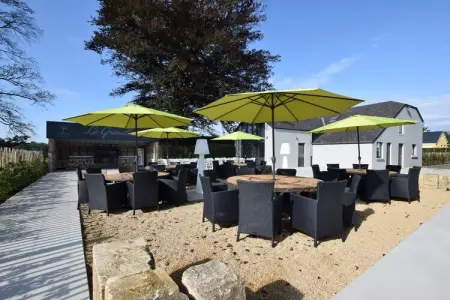 La Grémille, maison 29 personnes avec piscine chauffée : photo 34