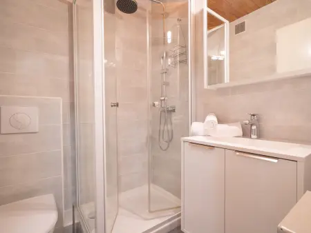 Studio 21 m² Tignes, balcon vue montagne : photo 11