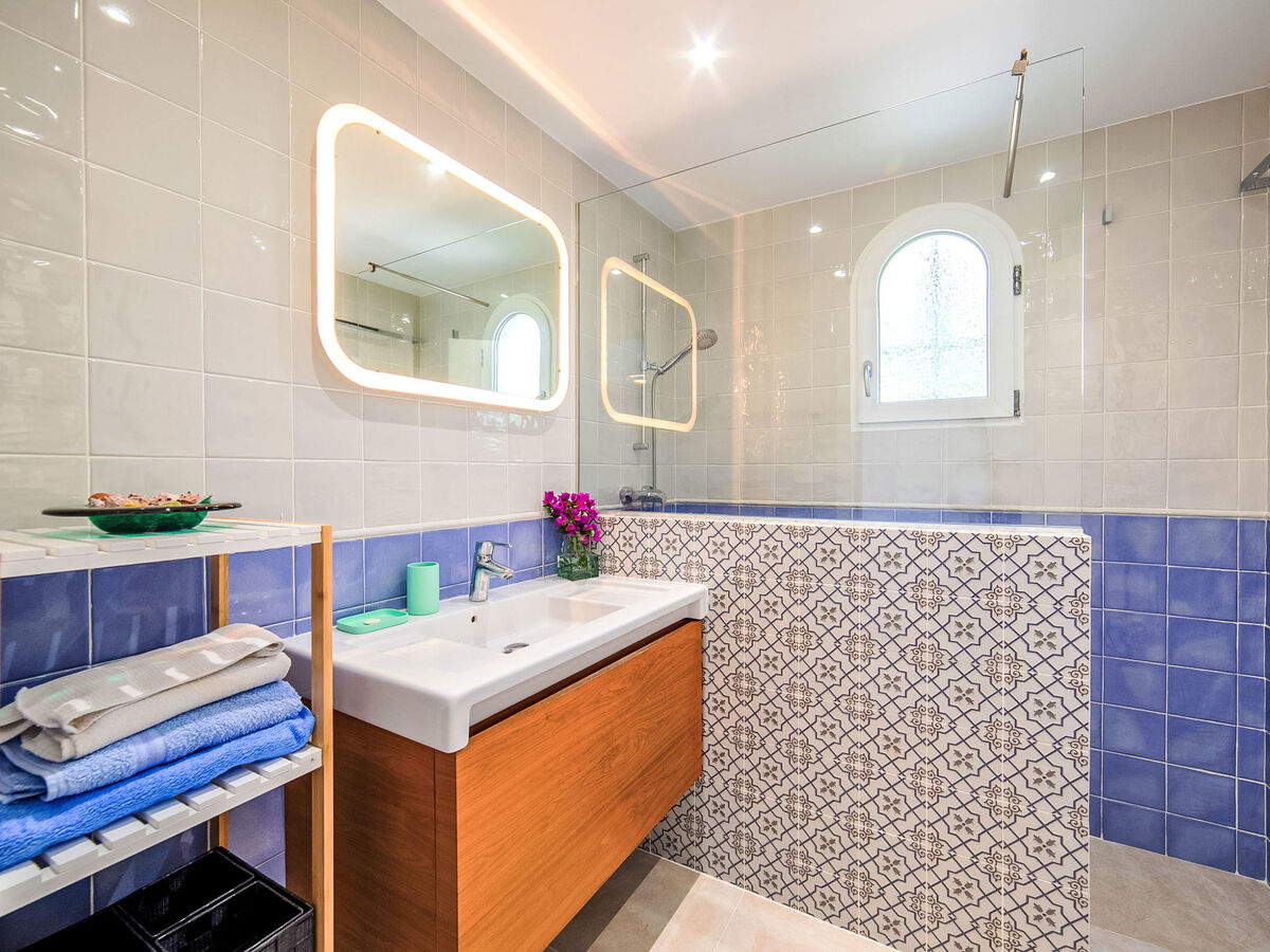 Villa Sol – Maison 2 niveaux avec piscine à Calpe - Photo 18