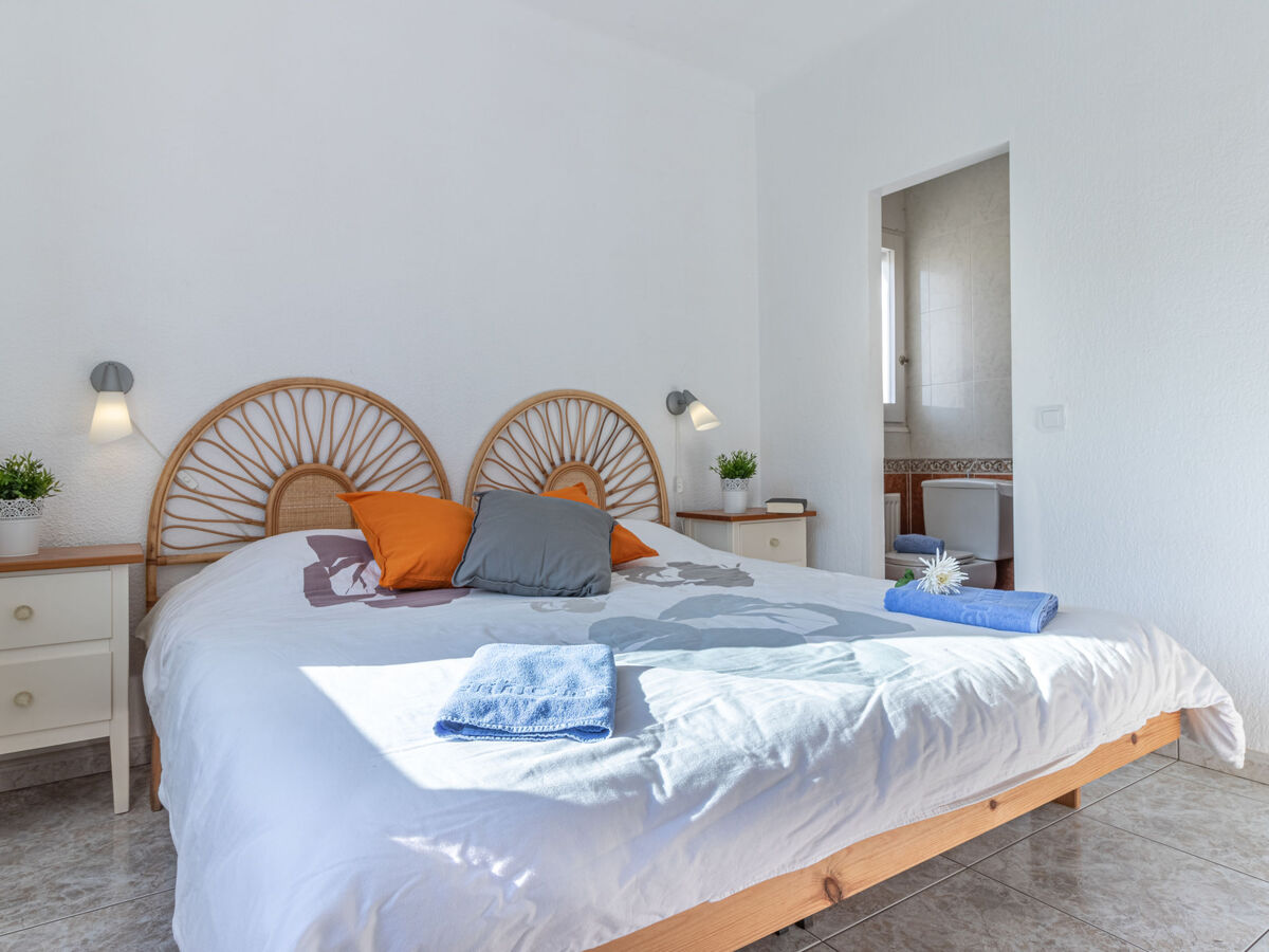 Montgri – Maison 3 chambres avec piscine à Empuriabrava - Photo 8