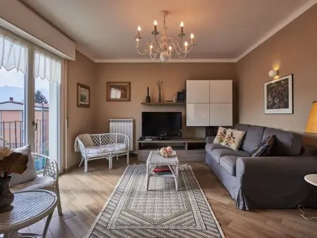 Maison Anna à Luino : 8 pers., balcon et terrasses - Photo 11