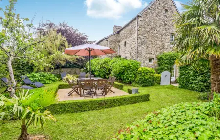 Location Maison 7 personnes à Monthuchon - Photo 2