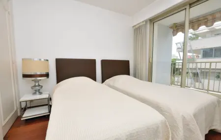 Appartement 55 m² Croisette, terrasse et parking à Cannes : photo 5