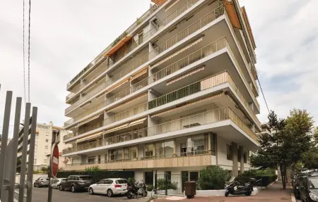 Appartement 55 m² Croisette, terrasse et parking à Cannes : photo 7