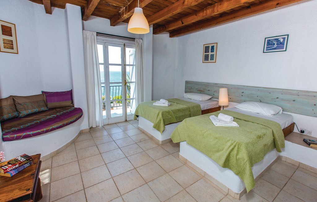 Maison 3 chambres avec piscine à Pomos, vue mer - Photo 8