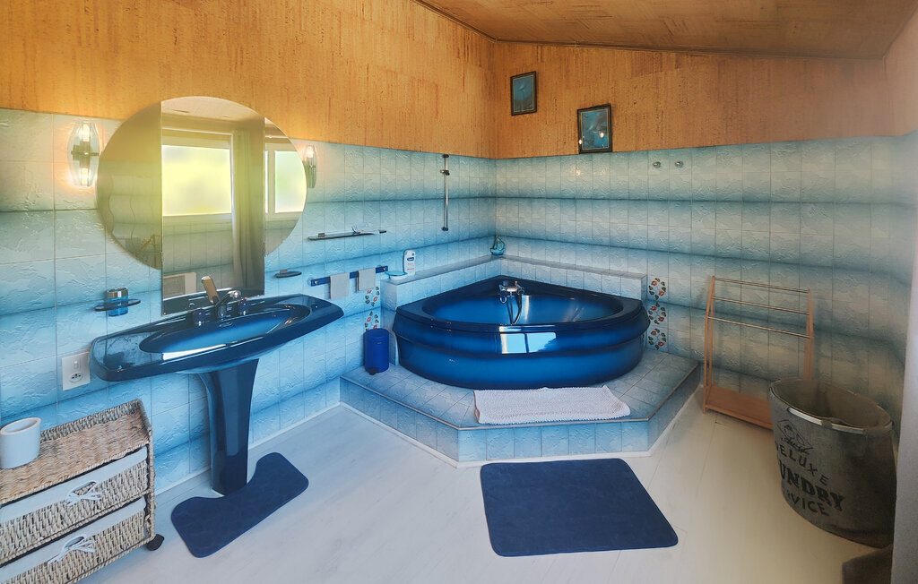 Maison 6 personnes avec piscine privée à Tourbes - Photo 34