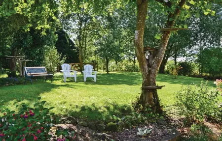 Maison en pierre Mayenne, jardin arboré et calme campagnard : photo 4