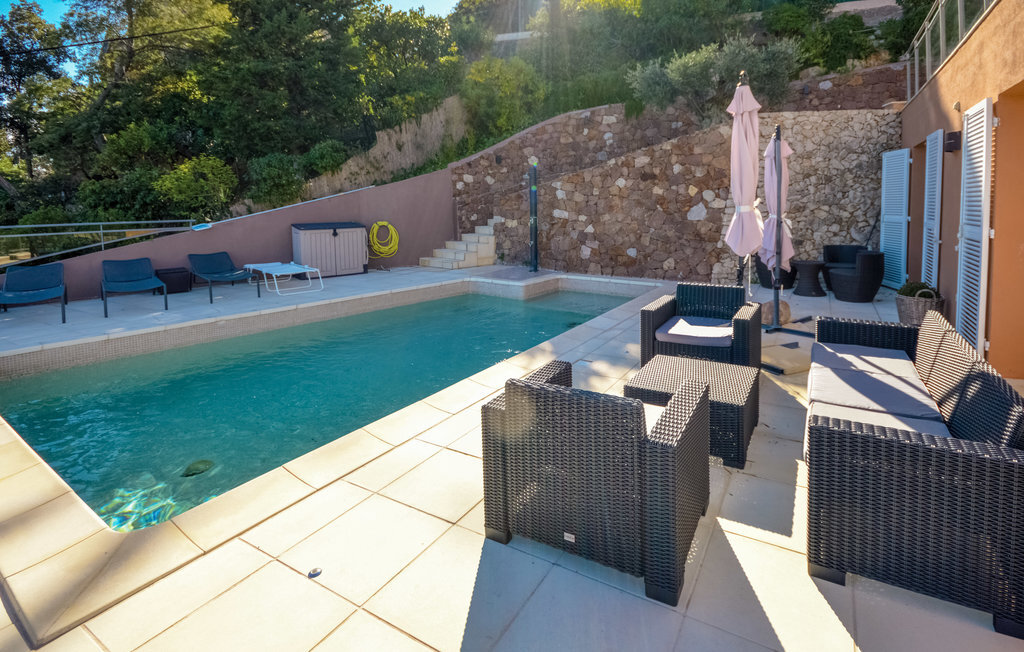 Maison 4 chambres piscine privée, vue mer à Théoule-sur-Mer - Photo 10