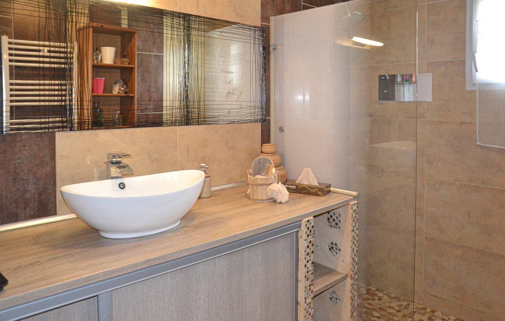 Maison avec piscine privée à Campagnan, 14 km de Pézenas - Photo 8