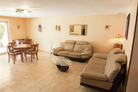 Maison 2 chambres avec piscine privée à Narbonne : photo 9