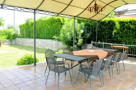Porto Quarantaquattro, Maison de Vacances au Lac de Garde Jardin - Photo 5