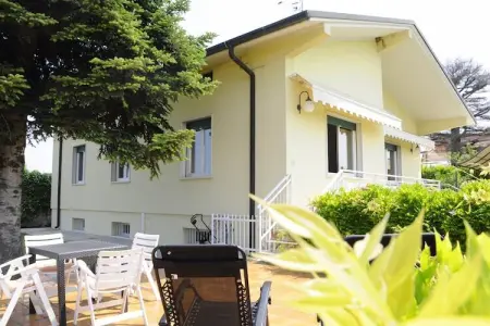 Porto Quarantaquattro, Maison de Vacances au Lac de Garde Jardin - Photo 8
