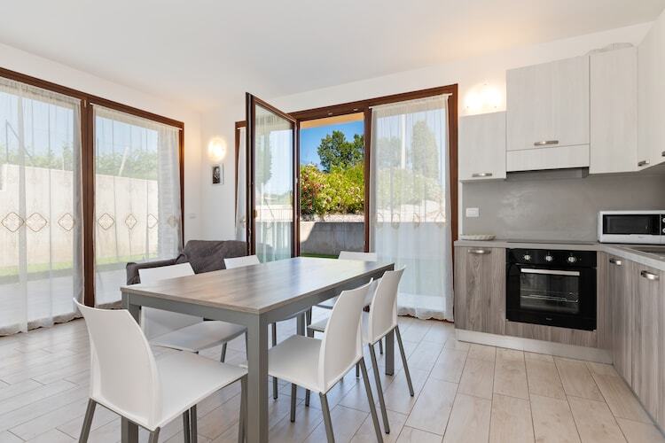 Maison Molini Tredici à Lazise, piscine et jardin - Photo 4