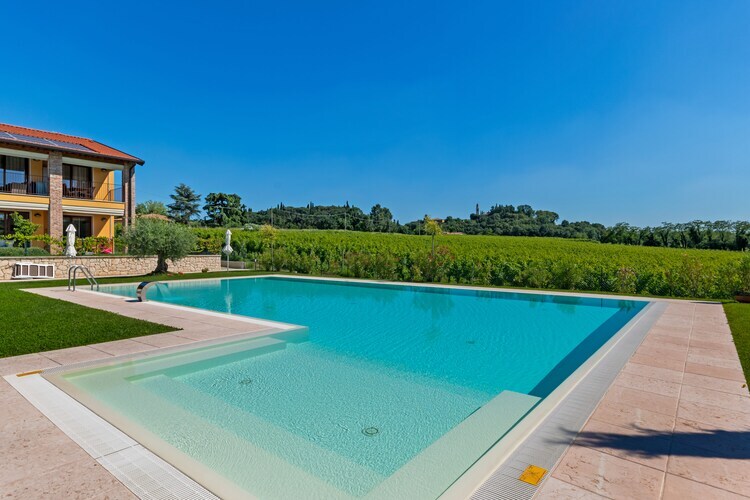 Maison Molini Tredici à Lazise, piscine et jardin - Photo 13