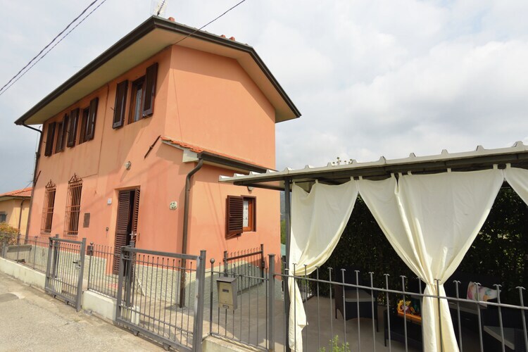 Tra Lucca e il Mare – Gîte avec piscine à Massarosa - Photo 3