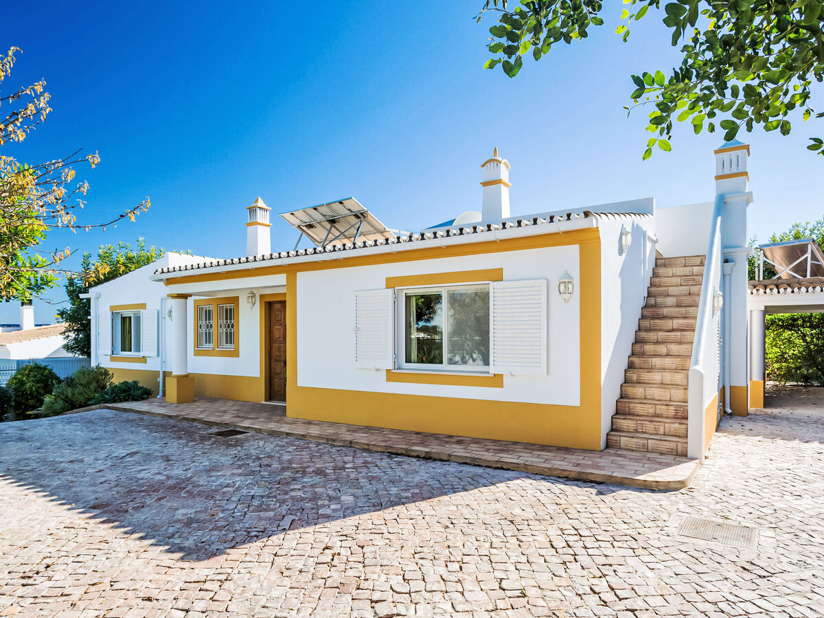 Villa Natura à Guia : piscine privée, 3 chambres - Photo 4