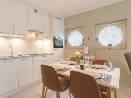 Estepona with parking, Appartement 4 personnes à Bredene - Photo 2