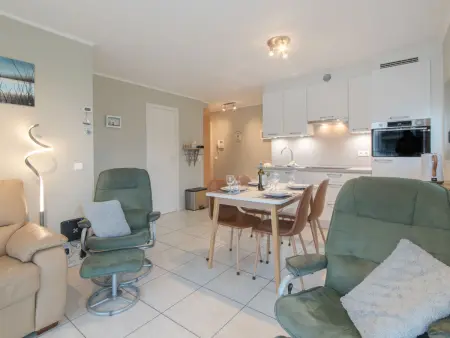 Estepona with parking, Appartement 4 personnes à Bredene - Photo 3