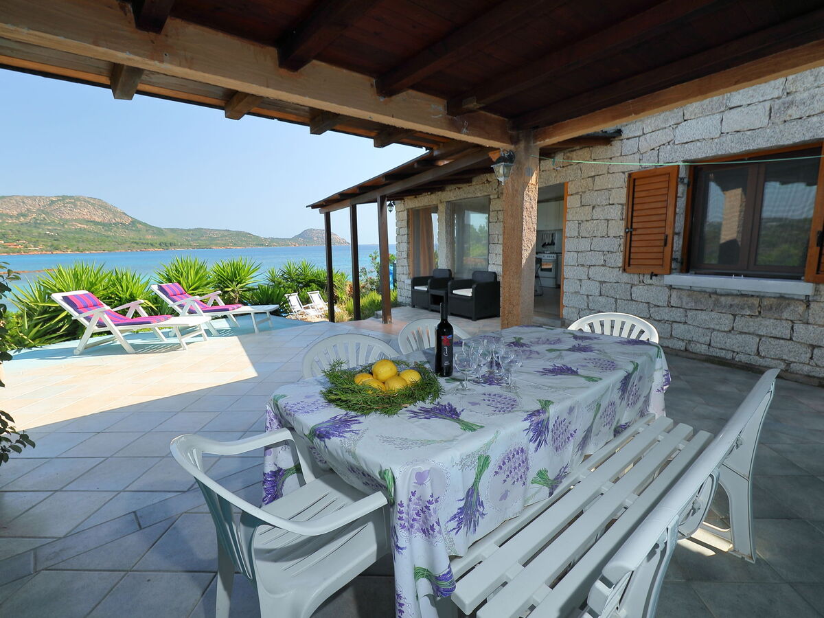 Maison Tritone à Porto Istana, vue mer à 5 m - Photo 11