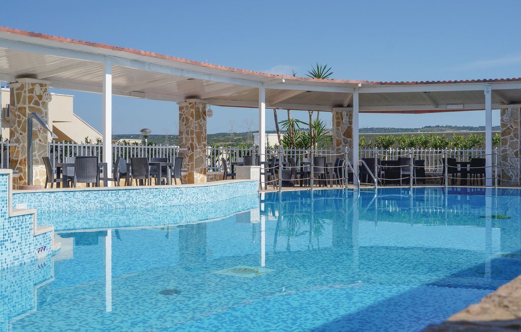 Mattia Grande, appartement avec piscine à Grottaglie - Photo 1