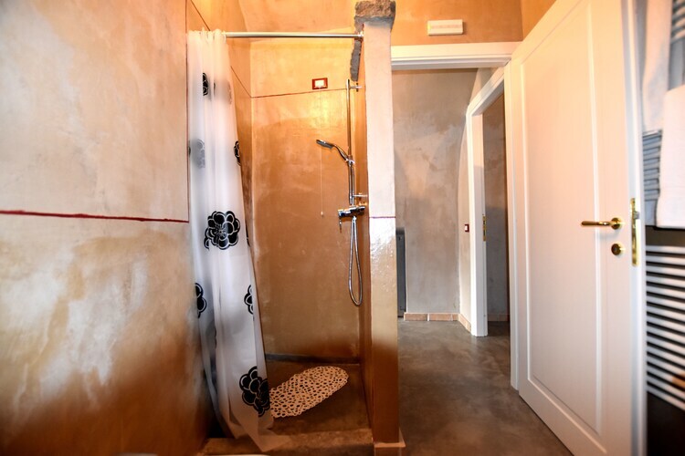 Casa dei Nonni – Maison XIIIe siècle à Provaglio d'Iseo - Photo 22