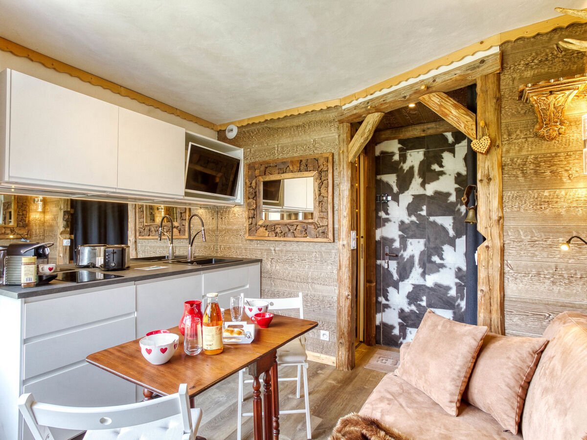 Studio rénové aux Ménuires, 14e étage, vue vallée - Photo 8