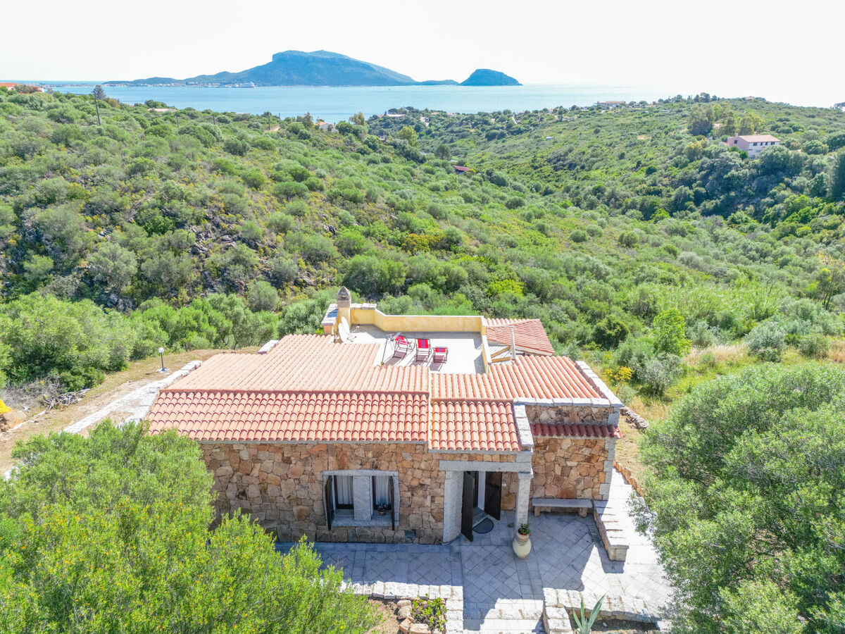 Maison Pietra à Pittulongu, 3 chambres, terrasse vue mer - Photo 3