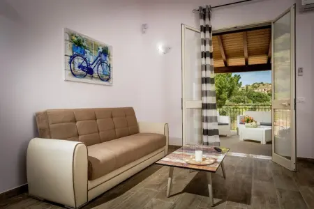 Mari e Monti 8, Maison en Sicile avec Piscine et Jardin - Photo 1