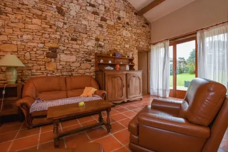 Maison au milieu des champs avec piscine, Belle maison de vacances avec piscine clôturée - Photo 10