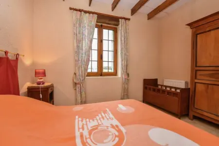 Maison au milieu des champs avec piscine, Belle maison de vacances avec piscine clôturée - Photo 16