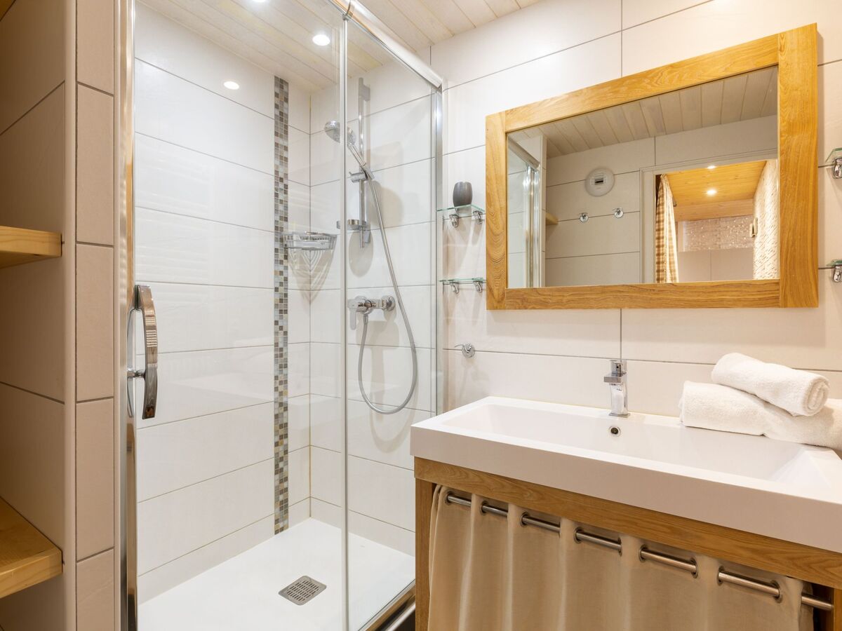 Grand Roc : Apt 3 pièces rénové à 30 m des pistes - Photo 4