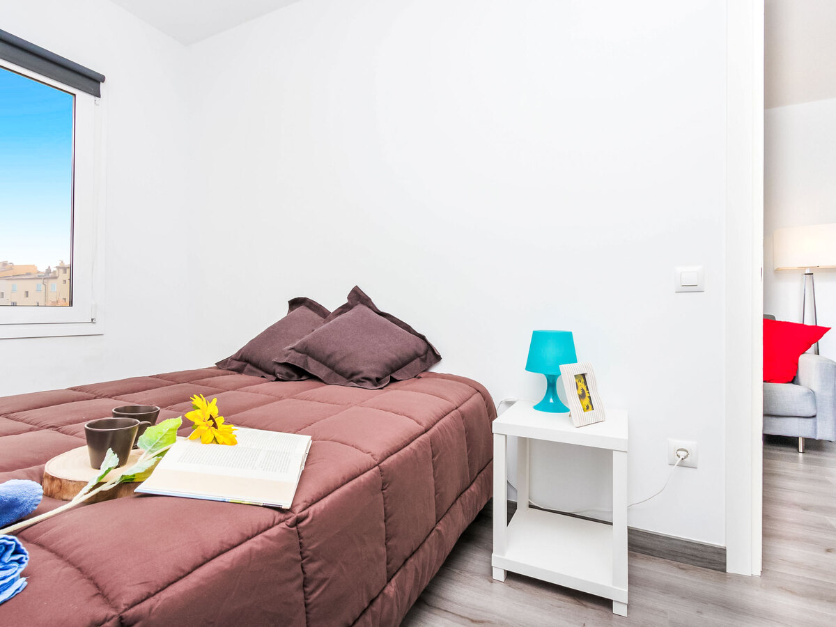 Appartement Port Mistral, 37 m² rénové près canal - Photo 3