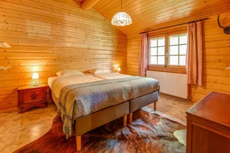 Chalet peupliers – 6 pers., jardin clos aux Ardennes : photo 4