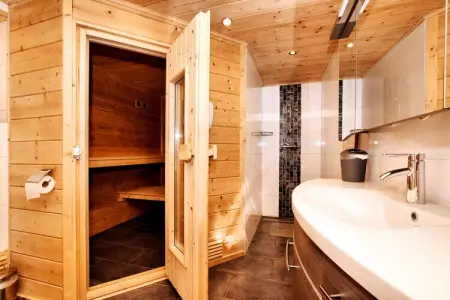 Chalet La Sérénité à Septon - 9 pers., sauna & jacuzzi : photo 3