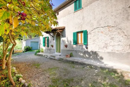 La Casa dei Nonni – Maison Chianni avec piscine : photo 15