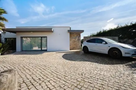 Location villa à Salir de Matos