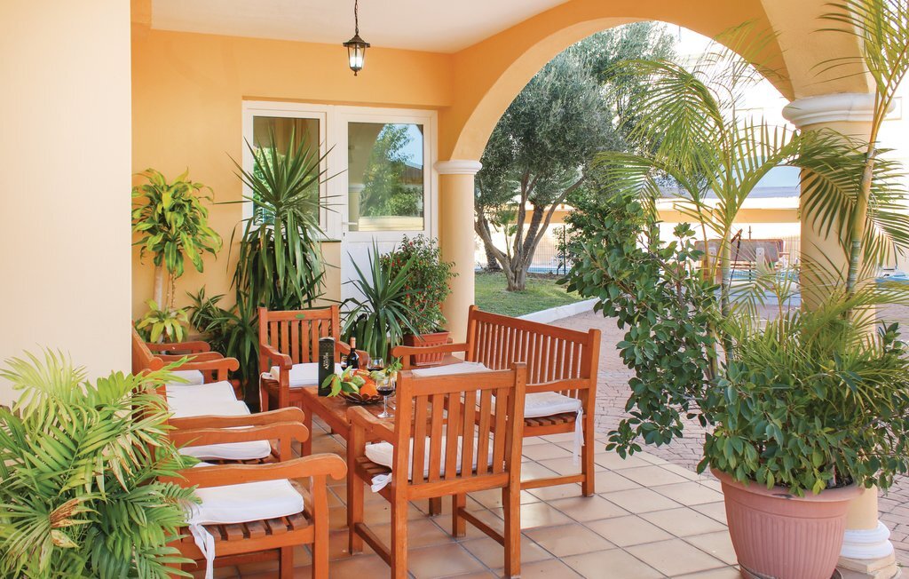 Maison 7 chambres avec piscine privée à 80m de la plage - Photo 3