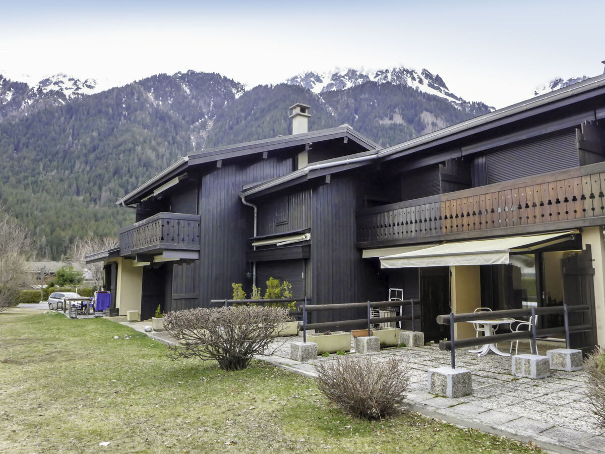 Studio Le Pramouny – terrasse sud-est face aux montagnes - Photo 10