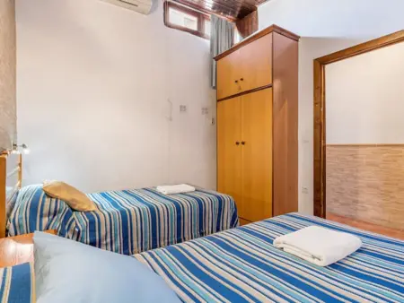 Maison de campagne à Cacín avec piscine et terrasse panoramique : photo 15