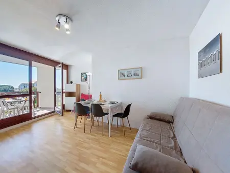 Appartement avec balcon et vue lointaine sur la mer, Vaux-sur-Mer : photo 2