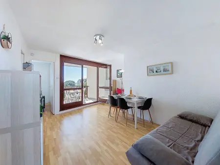 Appartement avec balcon et vue lointaine sur la mer, Vaux-sur-Mer : photo 9