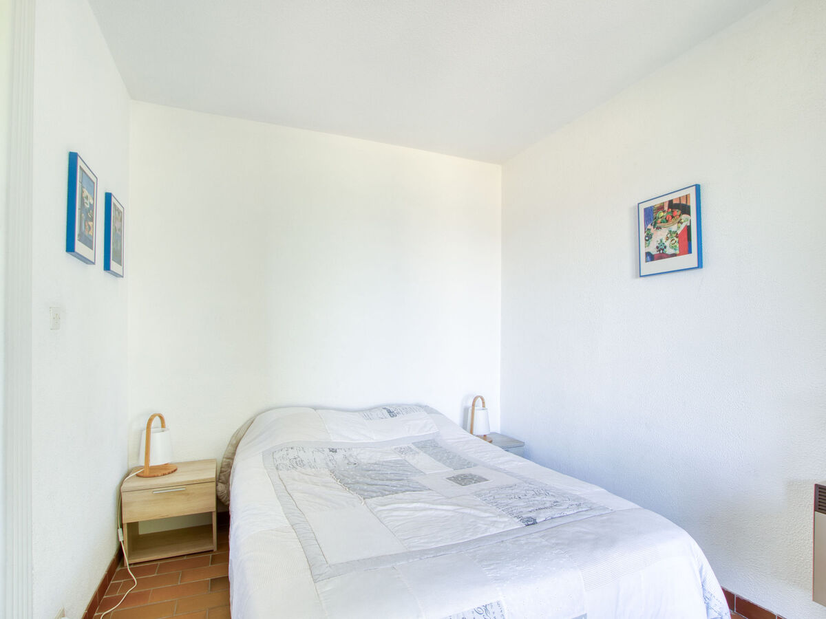 Appartement Les Aigues Marines, terrasse vue mer à La Madrague - Photo 12