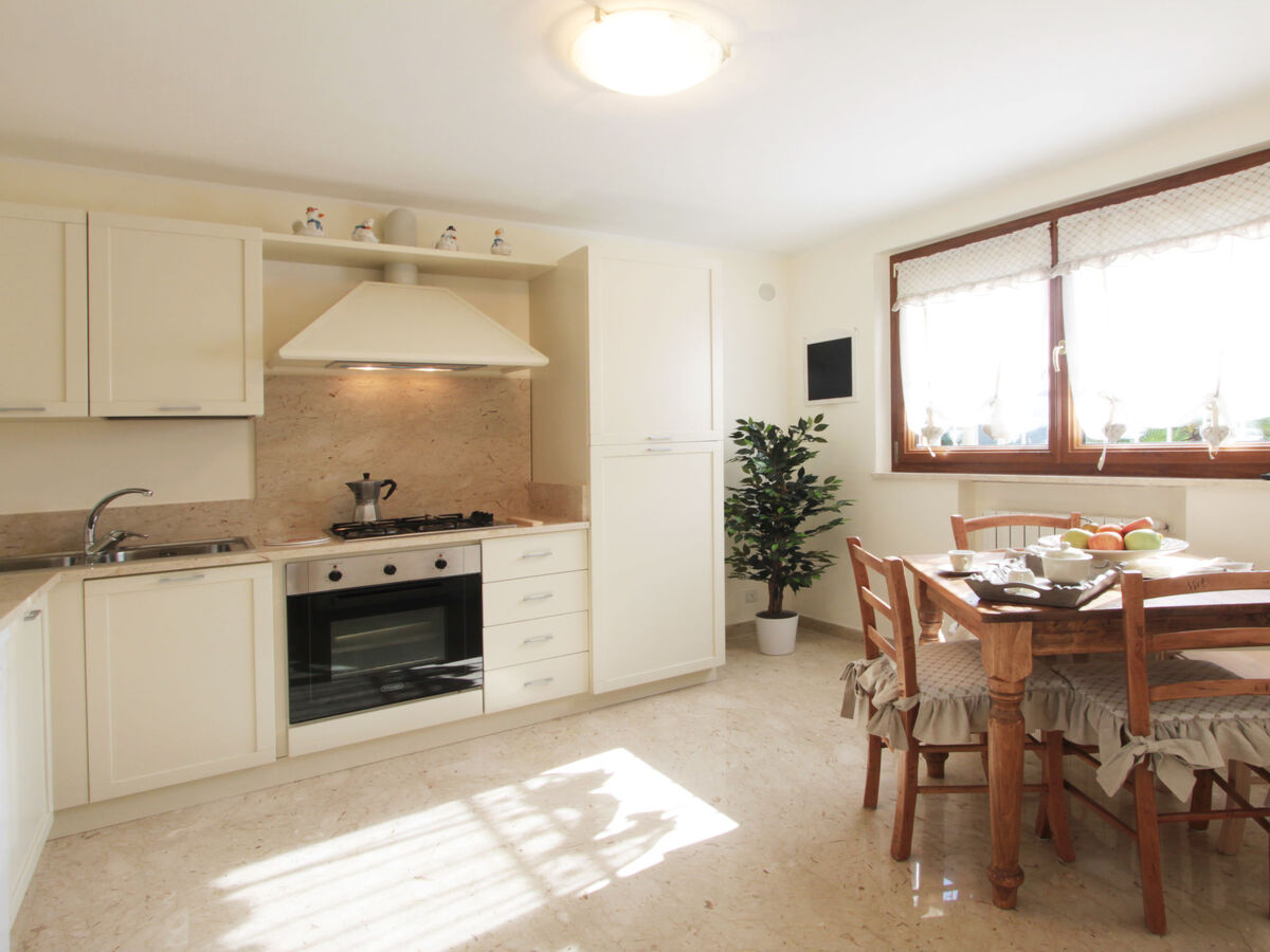 Villa Stefano, 6 personnes à 1,3 km de la mer - Photo 14