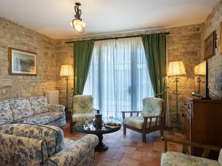 La Badia, gîte 7 chambres avec piscine à Vicchio : photo 9