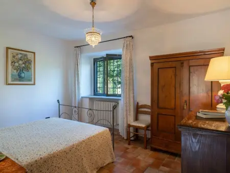 La Badia, gîte 7 chambres avec piscine à Vicchio : photo 12