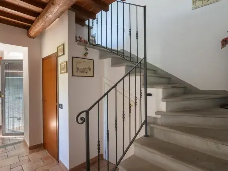 La Badia, gîte 7 chambres avec piscine à Vicchio : photo 15