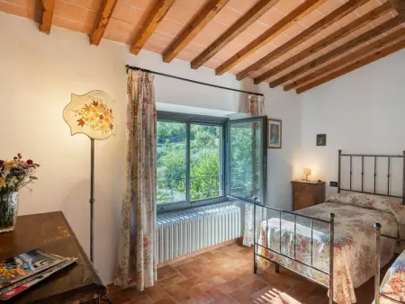 La Badia, gîte 7 chambres avec piscine à Vicchio : photo 21