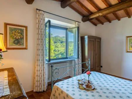 La Badia, gîte 7 chambres avec piscine à Vicchio : photo 28