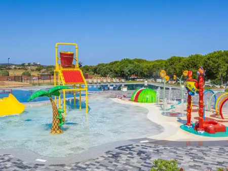 Camping Village Baia Blu La Tortuga, Location Maison 4 personnes à Vignola Mare - Photo 4