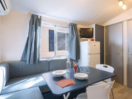 Camping Village Baia Blu La Tortuga, Location Maison 4 personnes à Vignola Mare - Photo 5